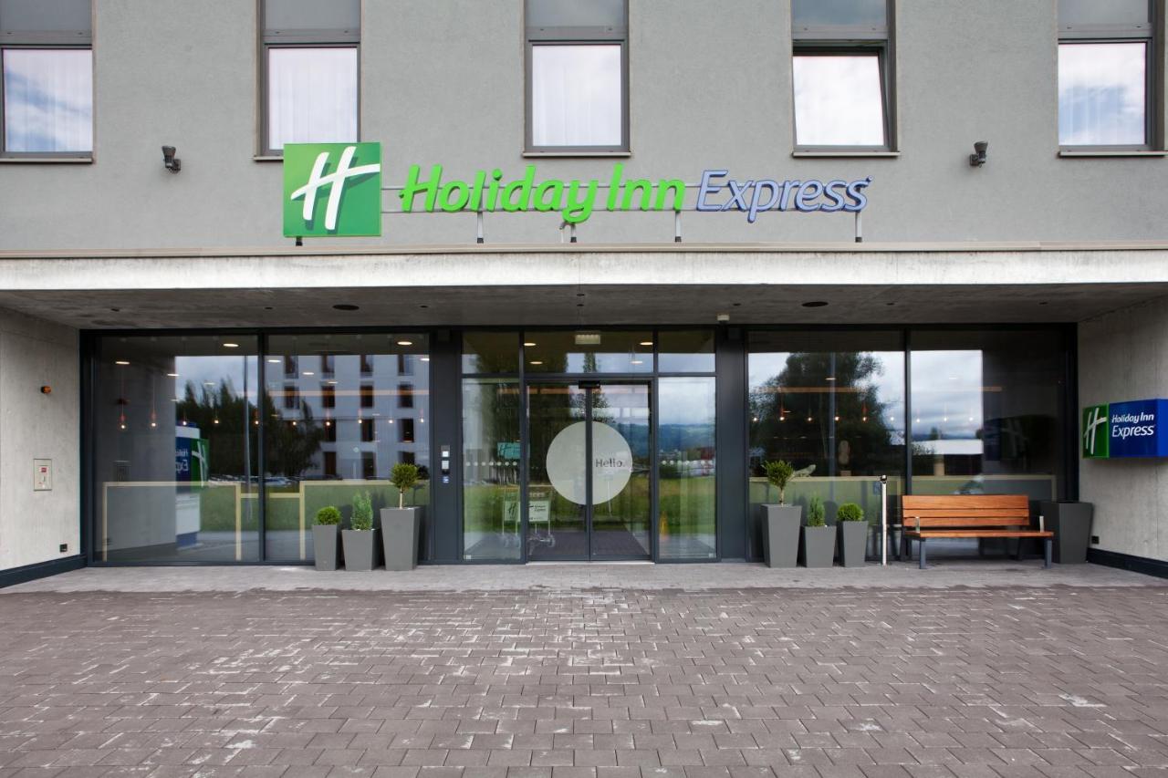 Holiday Inn Express - Lustenau Bagian luar foto