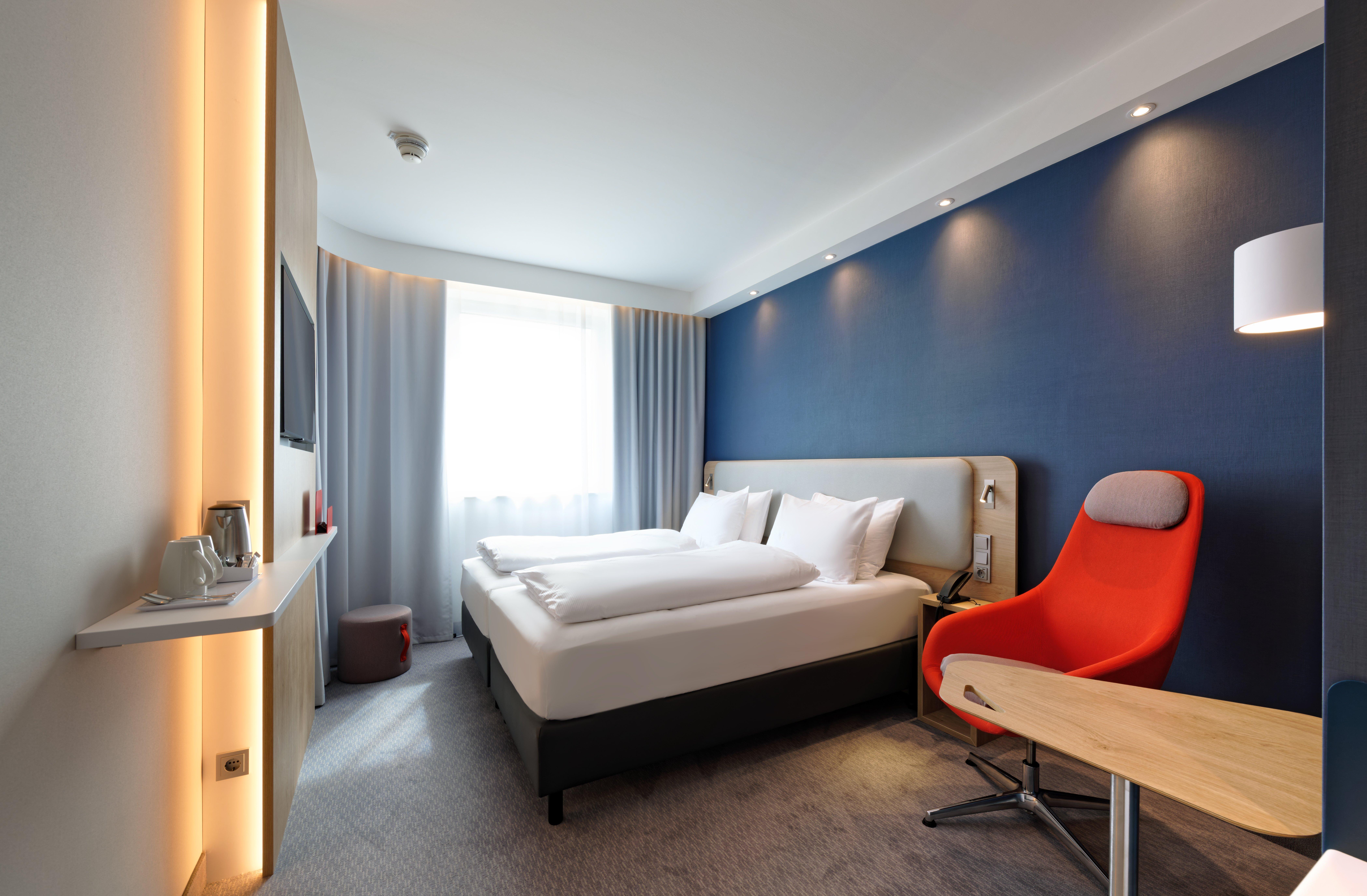 Holiday Inn Express - Lustenau Bagian luar foto
