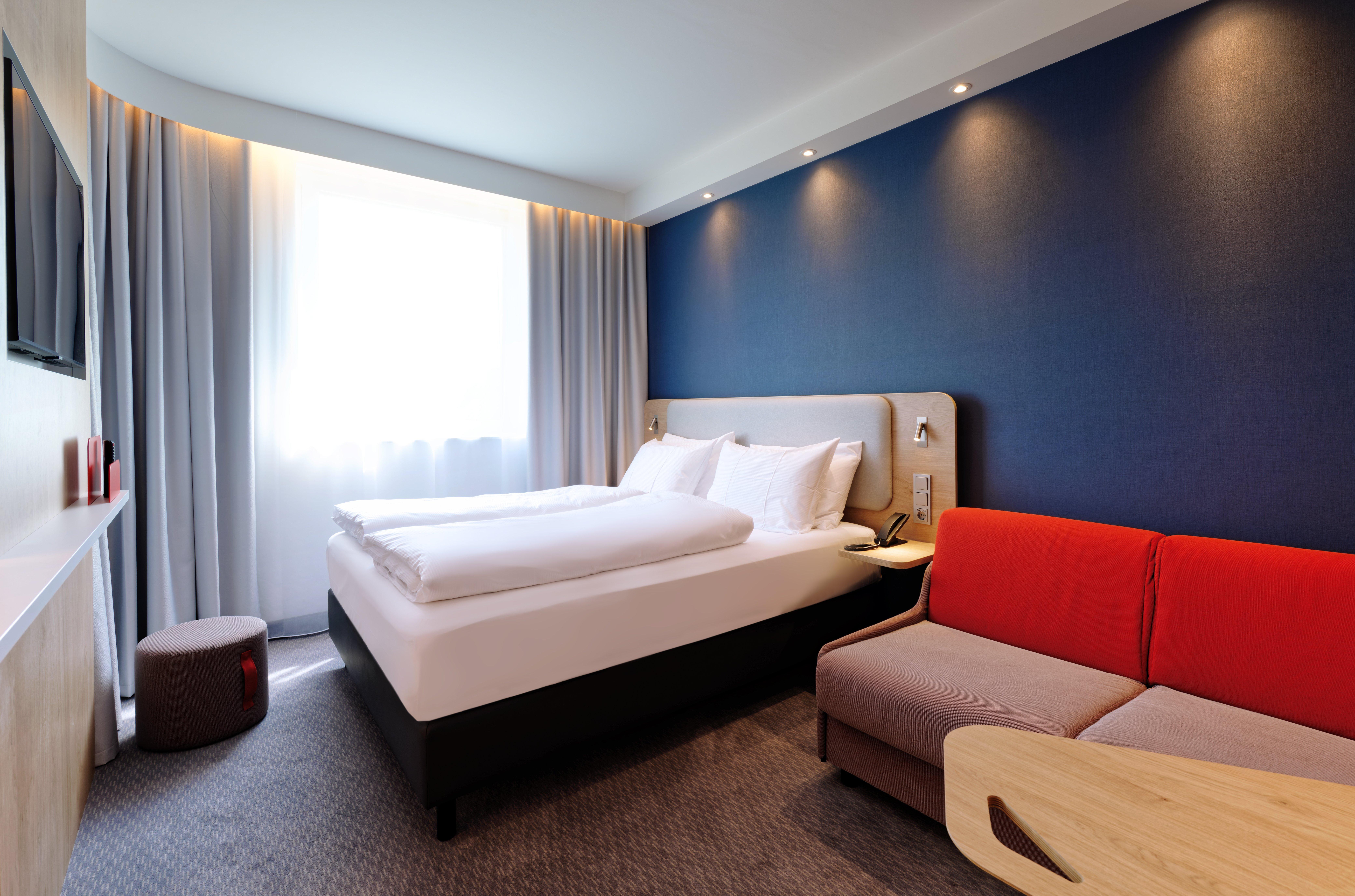 Holiday Inn Express - Lustenau Bagian luar foto