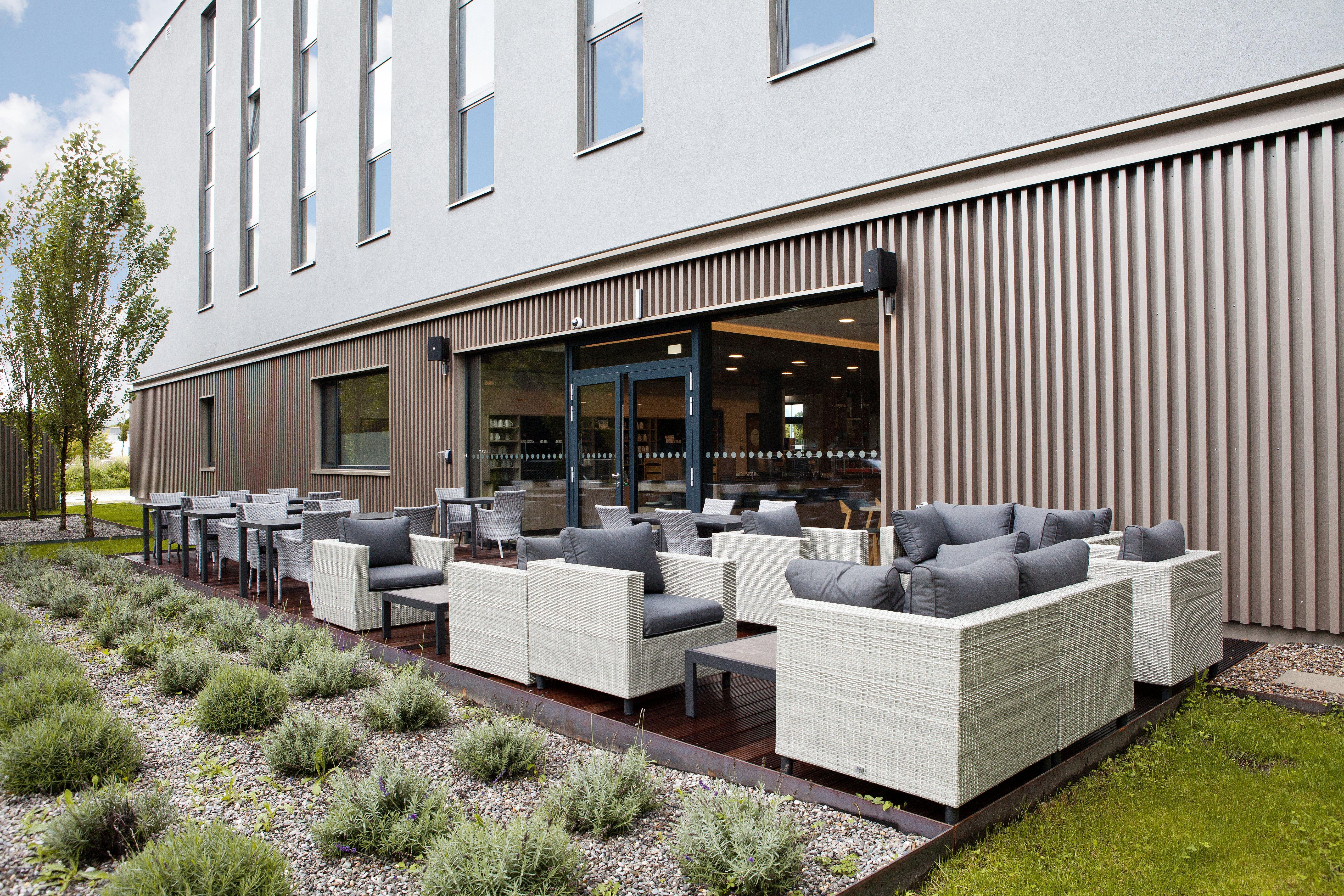 Holiday Inn Express - Lustenau Bagian luar foto